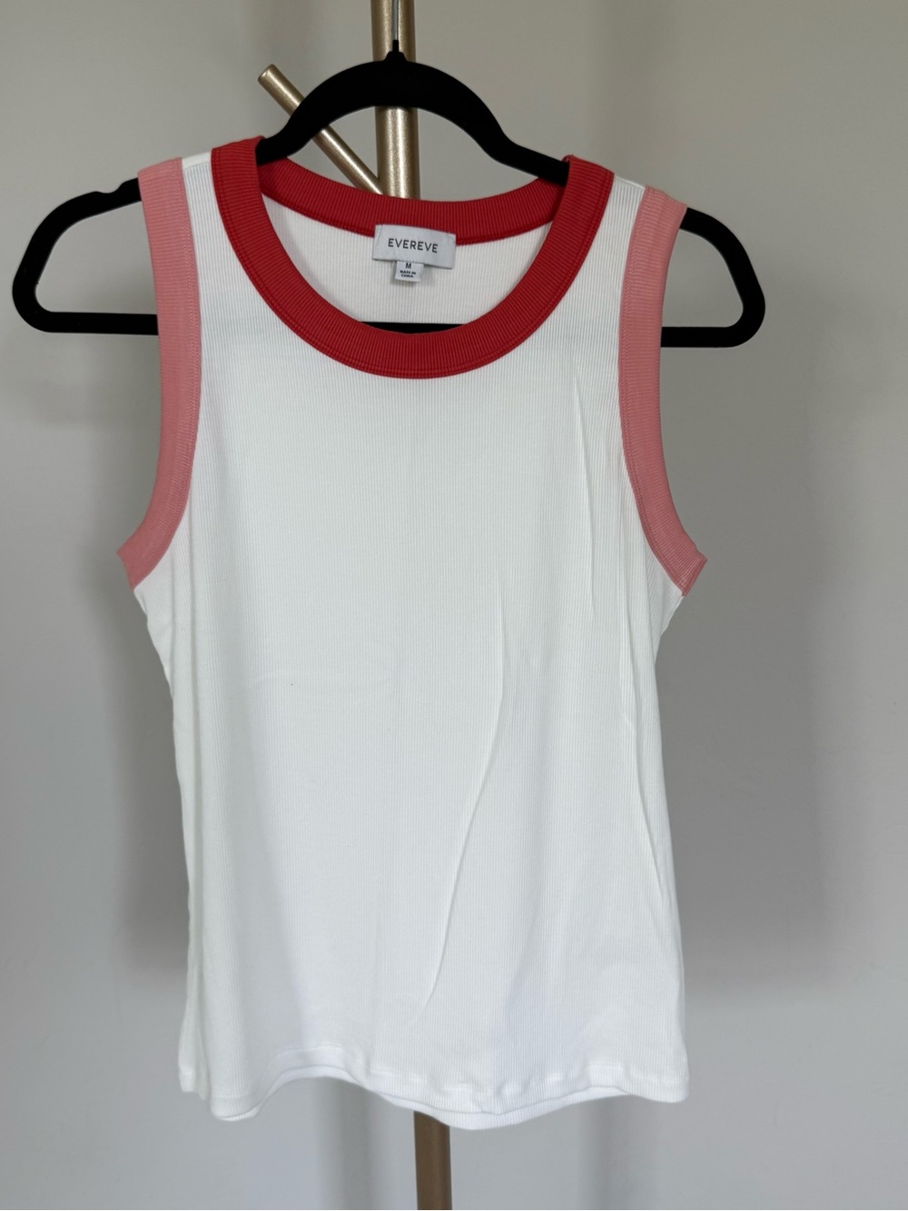 Evereve White Ribbed Tank with Red Trim